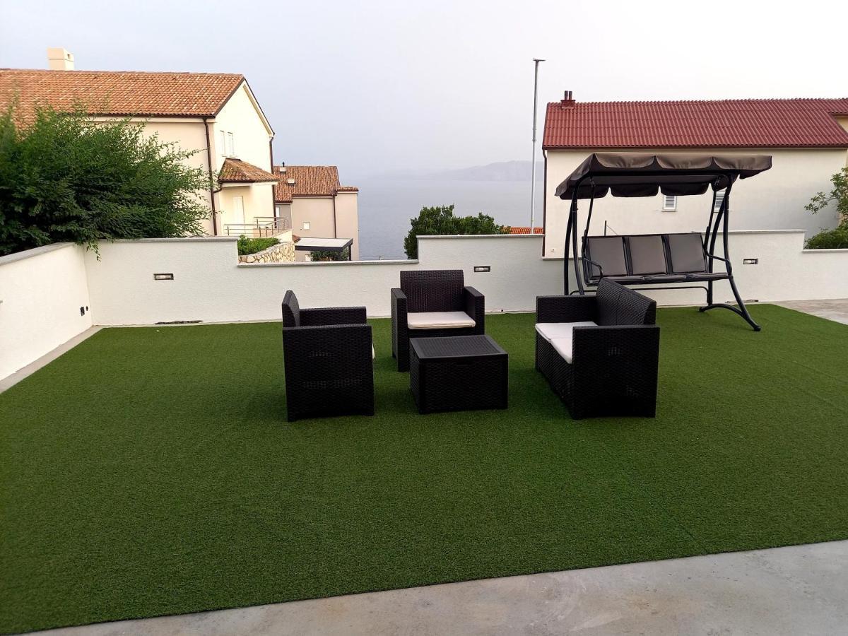 Apartment Lea Mataija Novi Vinodolski Luaran gambar